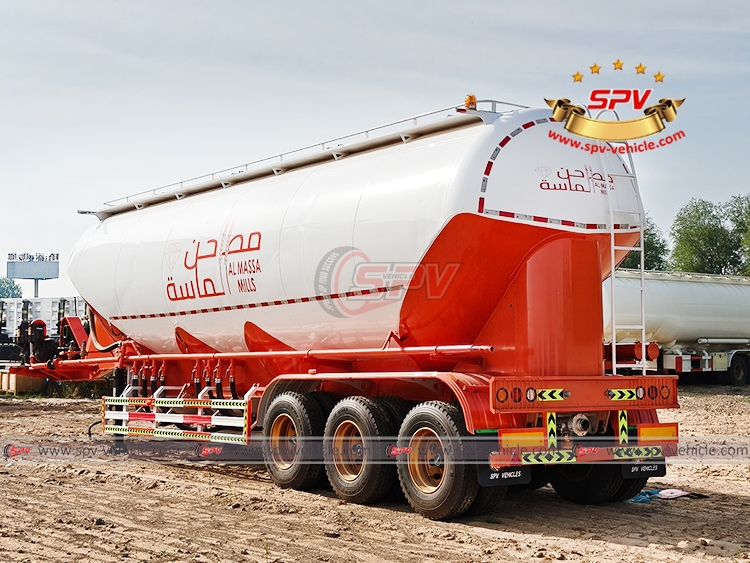 48 CBM Food Powder Semitrailer Tank - Rear Left Side